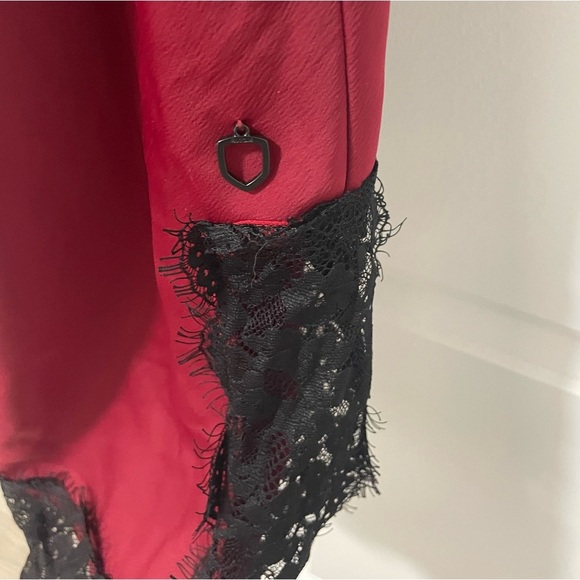 RUDSAK -sexy , red andd black lace slip dress - Picture 4 of 5